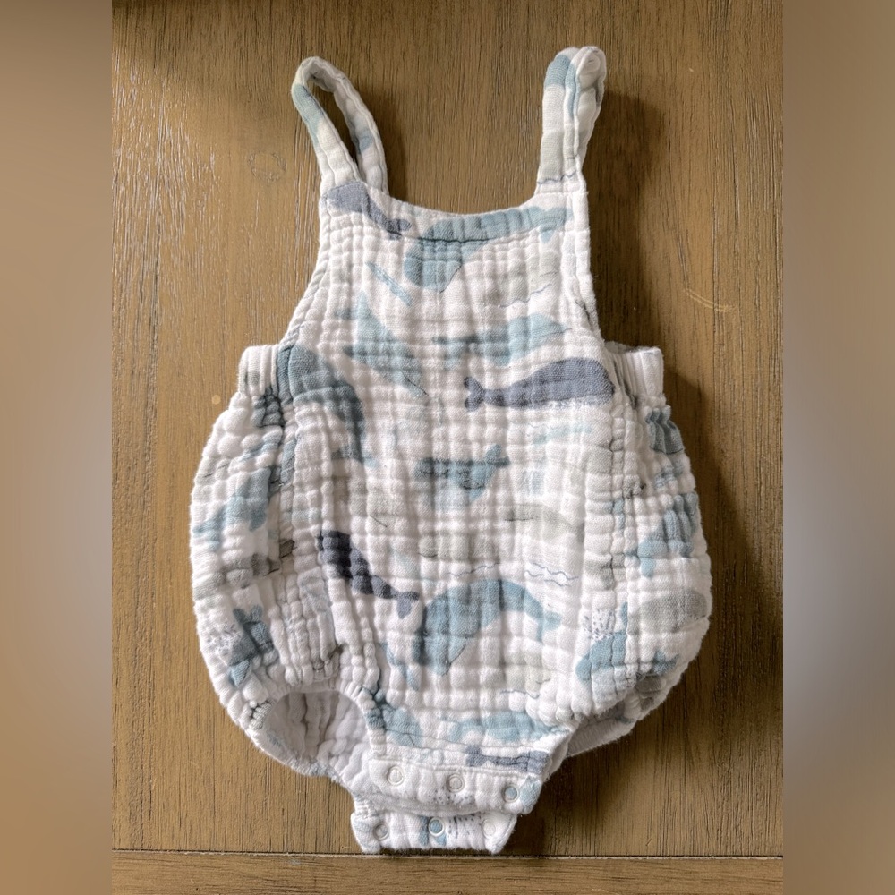 Muslin bubble with whale print, size 3-6 months by Angel Dear